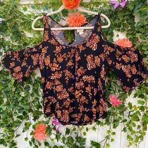 MOSSIMO SUPPY CO.:Top Blouse Size L